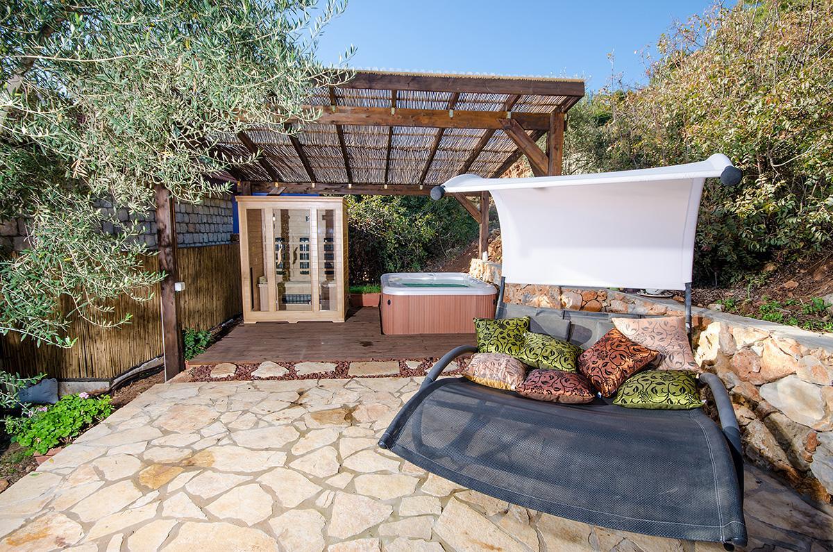 The Sound Of The Flute Bed & Breakfast Amirim Exterior photo