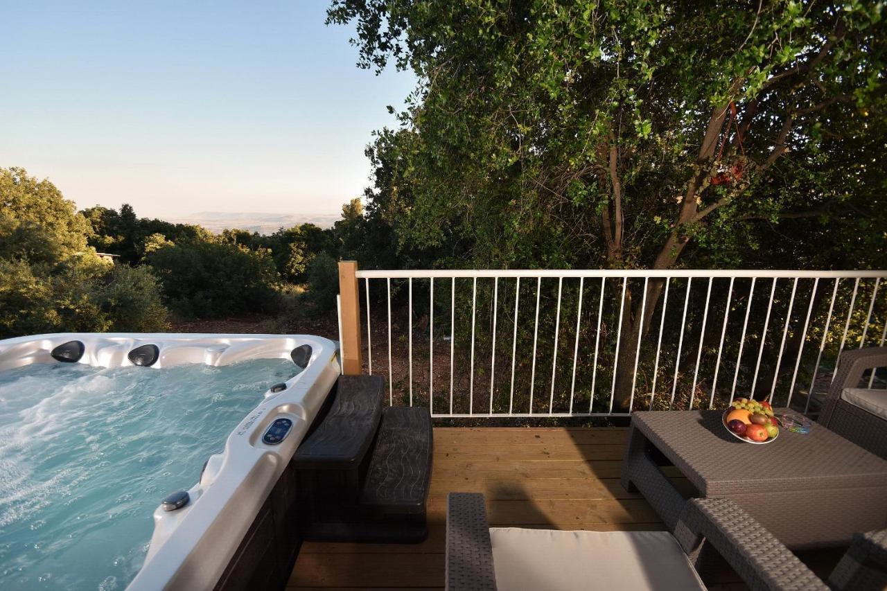 The Sound Of The Flute Bed & Breakfast Amirim Exterior photo